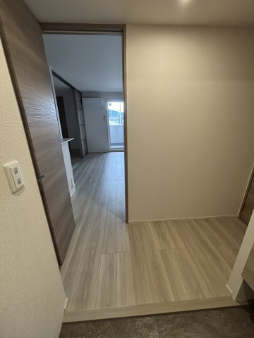 【玄関】 | Reve