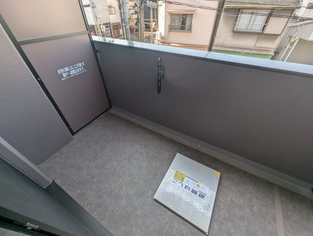 レジデンス塚本クラージュのバルコニー