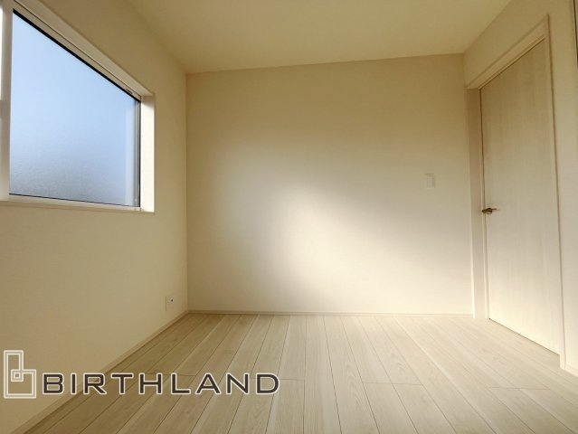 新築戸建・新築建売　福島市笹木野天戸畑　野田小・野田中の洋室|落ち着きのある空間で自分だけのプライベートな時間をお過ごしください！