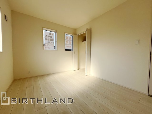 新築戸建・新築建売　福島市笹木野天戸畑　野田小・野田中の洋室|6帖の洋室　シンプルなので様々なテイストのインテリアも合いそうですね！