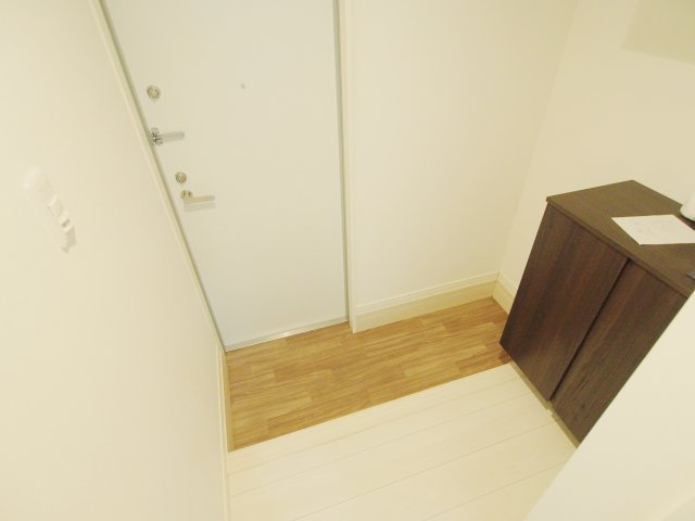 MOVE府中町浜田　壱番館の玄関
