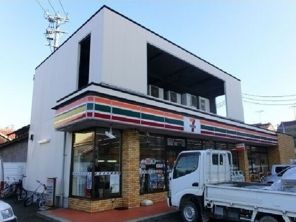 アドバンストの周辺