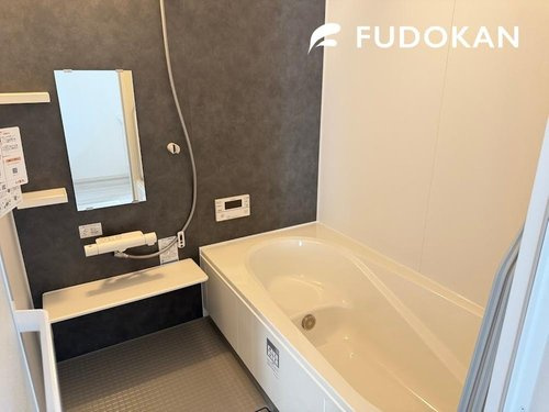 山形市上町1期【新築建売】の浴室|広々浴室は、ゆったりとくつろいで疲れを癒す空間です。