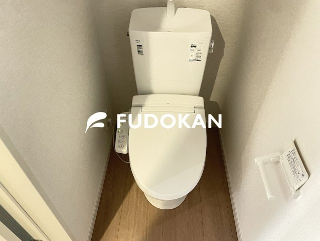 山形市上町1期【新築建売】の内観：施工例|節水タイプのトイレは水道代の節約に繋がります。