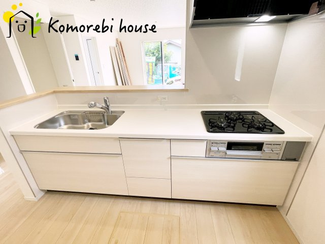 白岡市篠津　第7　新築一戸建て　クレイドルガーデン　01のキッチン|お料理しやすいキッチンです