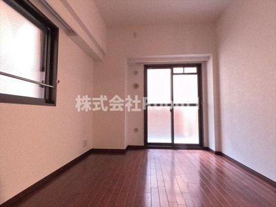 【洋室】 | ファミール上町台パークサイド | コンパクトで使いやすい洋室です