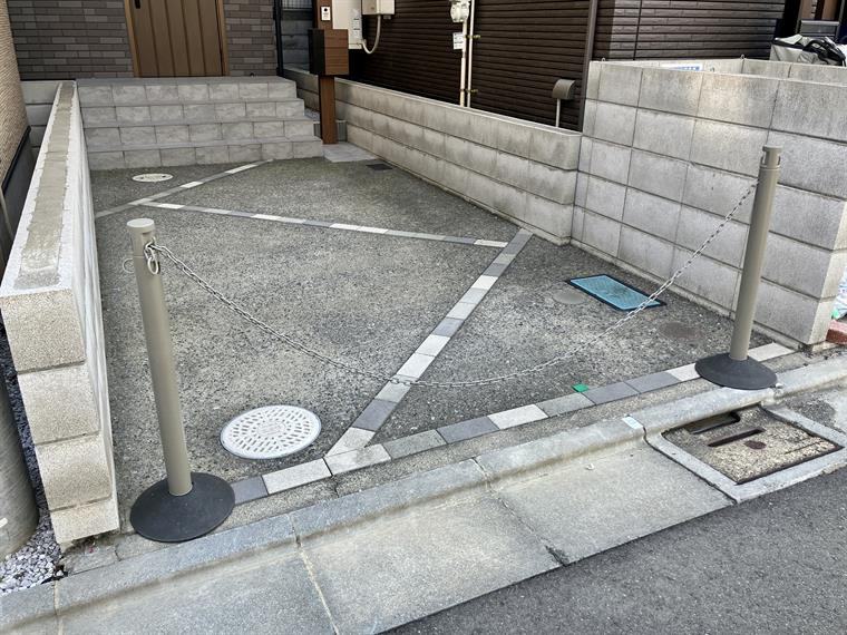 別所戸建の駐車場