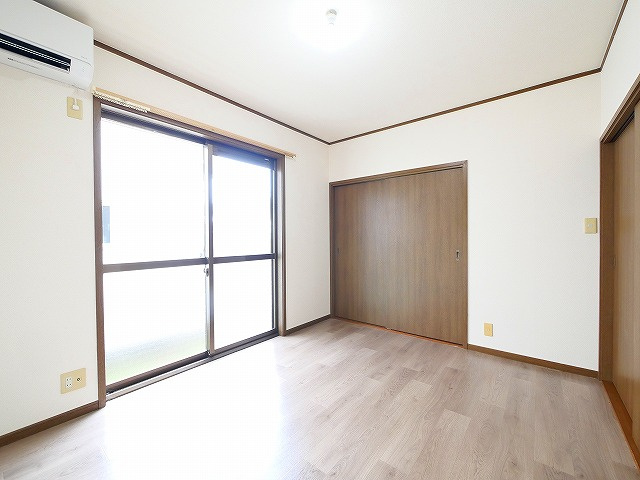 プロムナードの寝室|落ち着いて過ごせるお部屋なので、寝室にいかがでしょうか