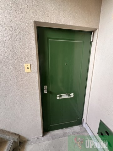 斉藤コーポの玄関