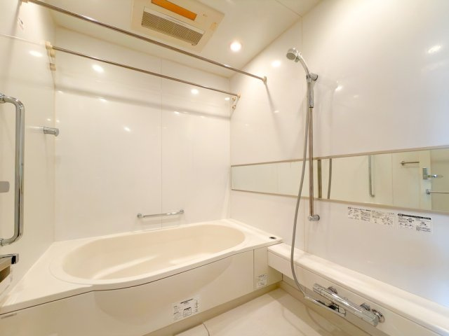 コットンハーバータワーズベイイーストの浴室|毎日の疲れを癒すバスタイム。浴室換気乾燥暖房機付きでお風呂の環境の維持にも！