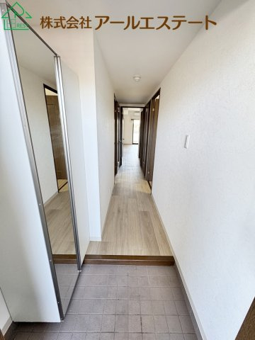 ライフアベニュー城山三番館　　　中古マンションの玄関