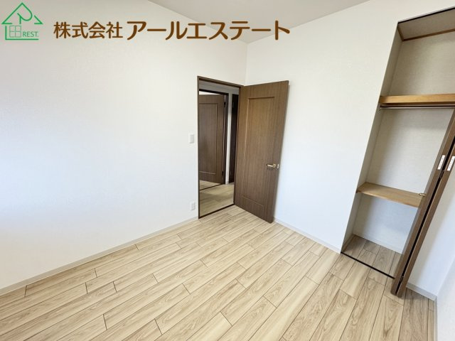 ライフアベニュー城山三番館　　　中古マンションの寝室