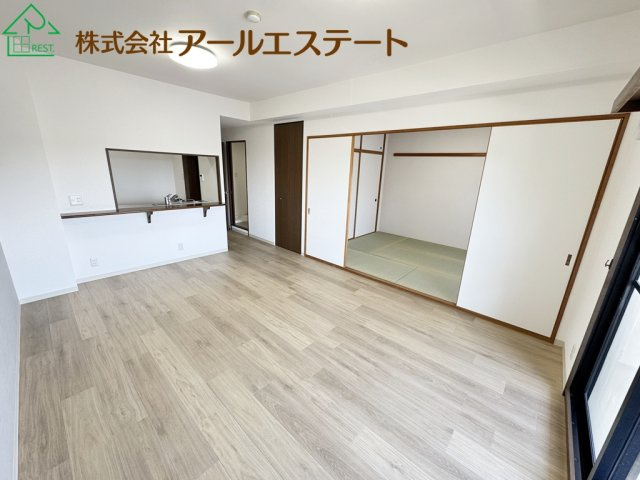 ライフアベニュー城山三番館　　　中古マンションの居間・リビング