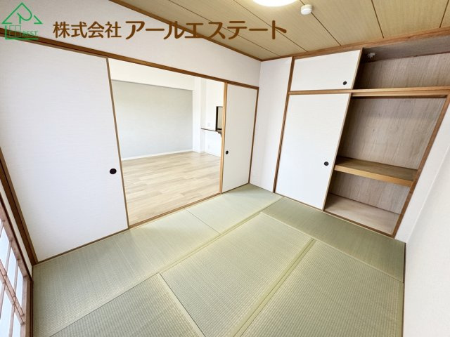 ライフアベニュー城山三番館　　　中古マンションの和室