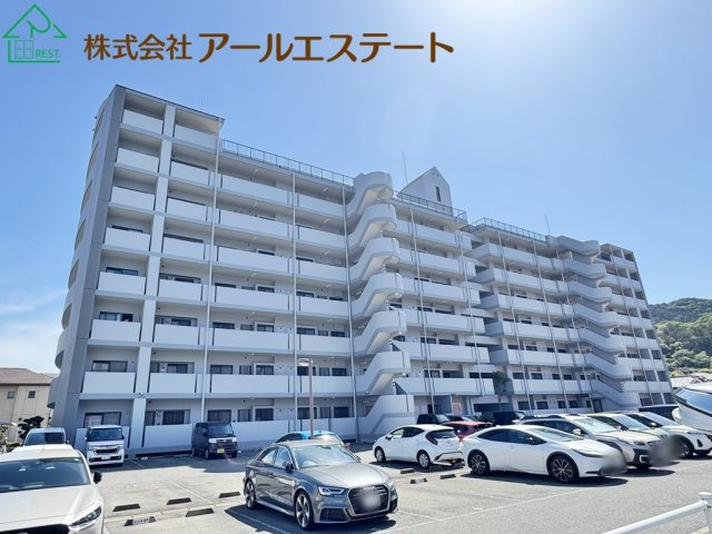 ライフアベニュー城山三番館　　　中古マンションの外観