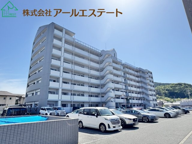 ライフアベニュー城山三番館　　　中古マンションの外観