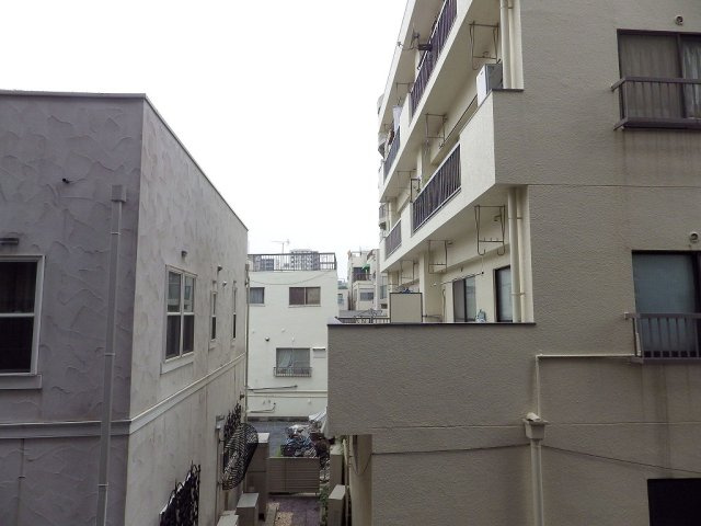 HAKUSAN Y BUILDINGの外観