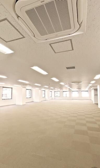 三宅ビルの内装