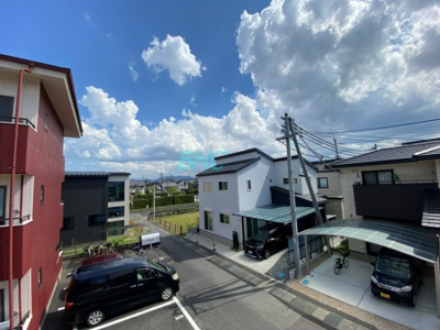 【展望】 | 草津市川原３丁目　２期１号地 | お部屋にも爽やかな風と暖かく柔らかな日差しが差し込み、毎日の暮らしを豊かに彩ります。