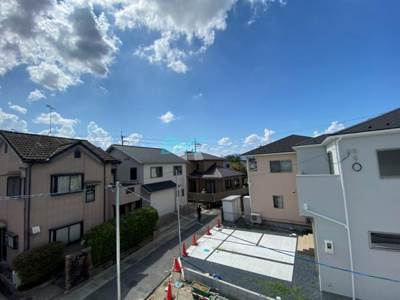 【展望】 | 草津市川原３丁目　２期１号地 | 青い空が広がる開放的なバルコニー。