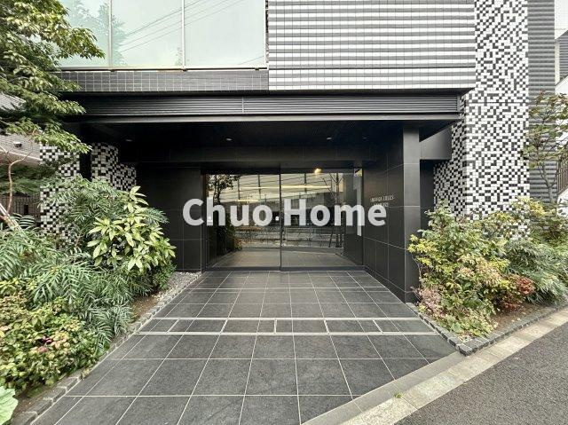 ミルーナヒルズ亀有のエントランス|【エントランス】マンションのエントランスは、その物件の印象を決める、顔とも言える場所です。毎日通る場所ですからきれいなのが一番です。
