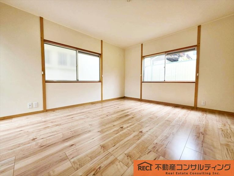神戸市灘区上野通6丁目　中古戸建の内装