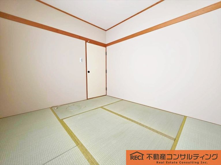 神戸市灘区上野通6丁目　中古戸建の寝室