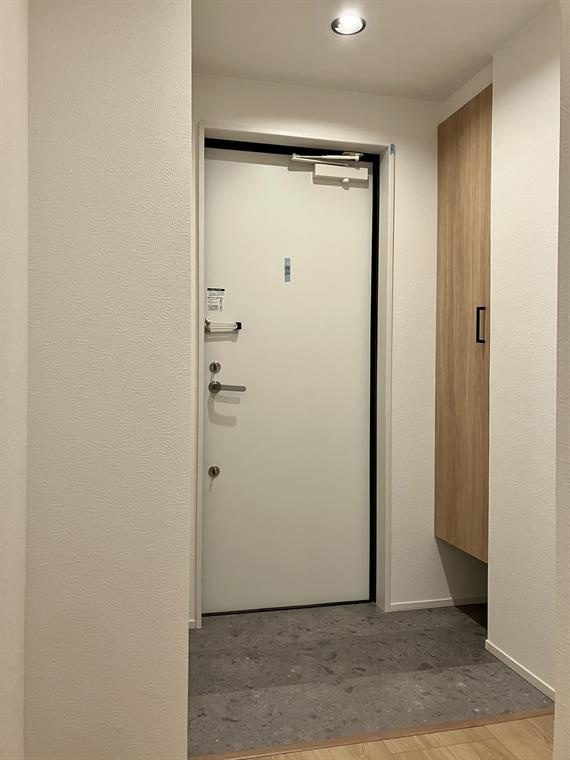 第一アパートの玄関