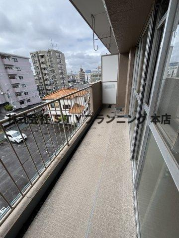仲介手数料0円！富弘ビルのバルコニー