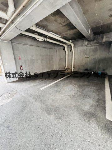 仲介手数料0円！富弘ビルの駐車場