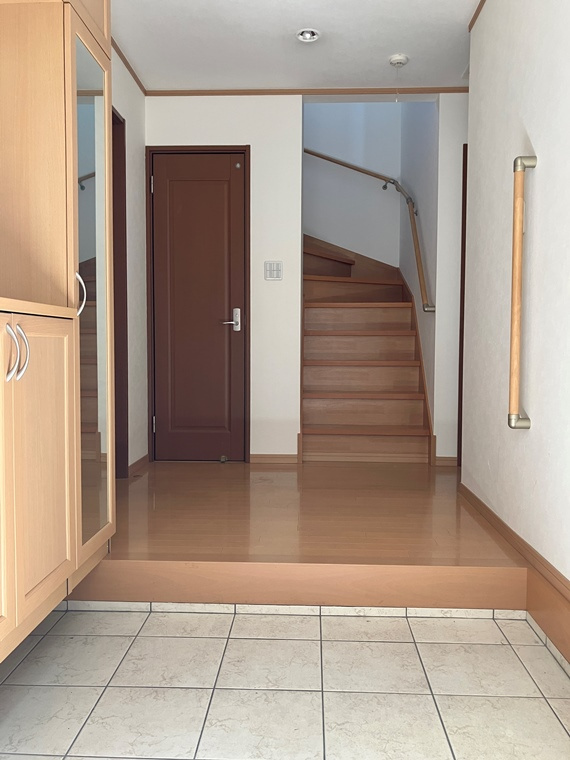 日吉町戸建のロビー