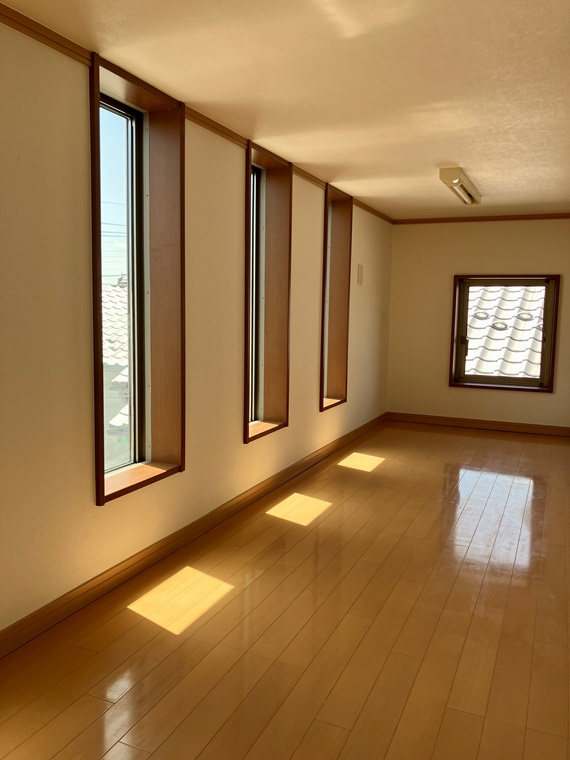 日吉町戸建の内装