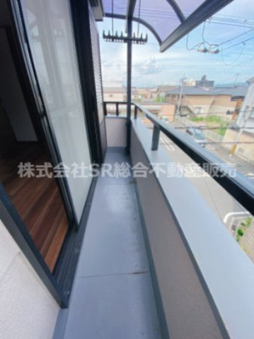 森河内西2丁目中古戸建のバルコニー|陽当たり良好のバルコニーで洗濯物が乾きやすいです！