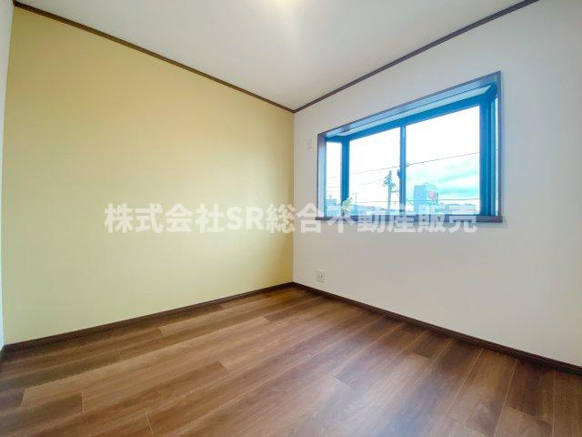 森河内西2丁目中古戸建の子供部屋|子供部屋としても使い勝手の良いお部屋です