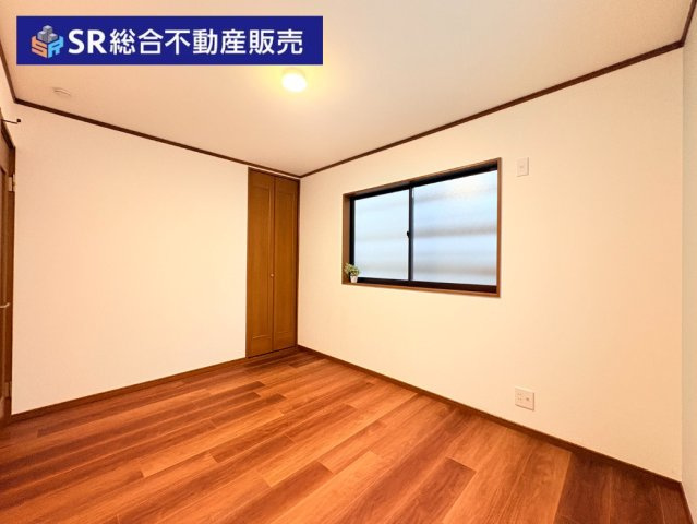 森河内西2丁目中古戸建のトイレ|1Fにもトイレがあります！温水洗浄便座はなし。