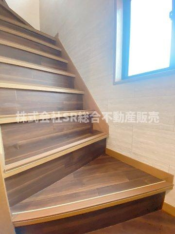 森河内西2丁目中古戸建の内装|当日予約も大歓迎です！土日祝、雨の日やお子様連れのお客様の送迎も可能ですのでお気になさらずお問合せ下さい。お仕事終わりのお時間にも柔軟に対応致しますのでお気軽にお申し付け下さいませ。