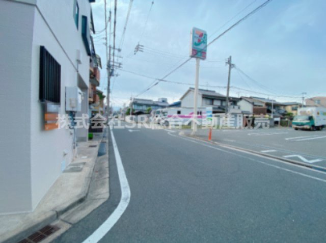 森河内西2丁目中古戸建の前面道路含む現地写真|前面道路含む現地写真です