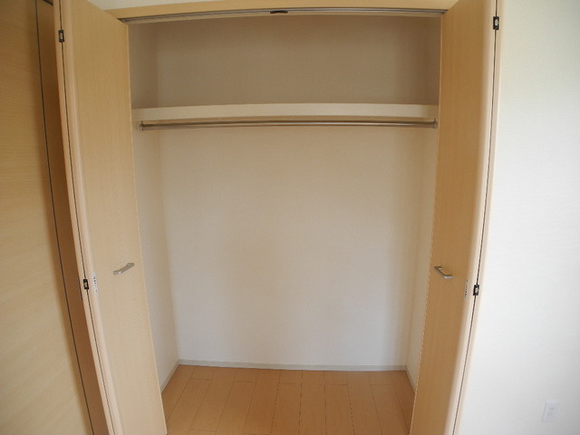 カレントハウスＤの収納|※同物件別部屋のお写真となります。