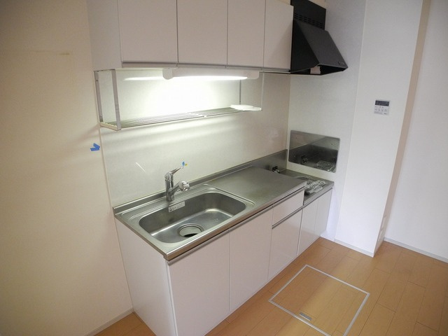 カレントハウスＤのキッチン|※同物件別部屋のお写真となります。