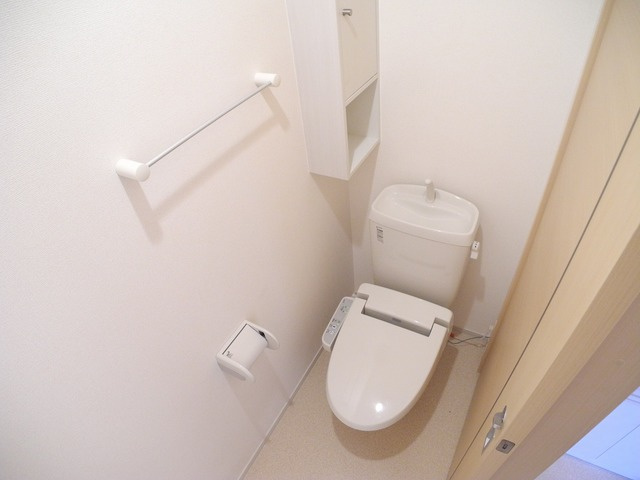 カレントハウスＤのトイレ|※同物件別部屋のお写真となります。