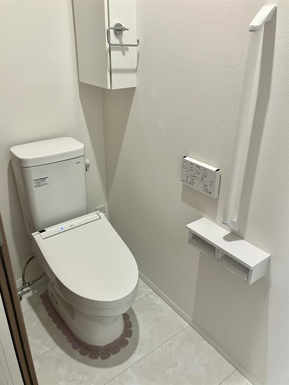 中和倉戸建のトイレ