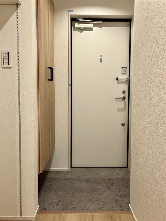 第一アパートの玄関