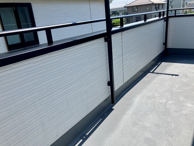 古ケ崎戸建のバルコニー