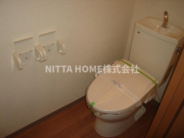 丹波篠山市西新町のアパートのトイレ|ウォシュレット付きのトイレです！