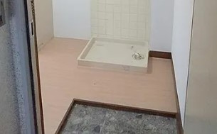 メゾン中葛西の玄関