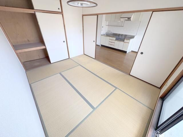 ビラシティ鈴木の和室