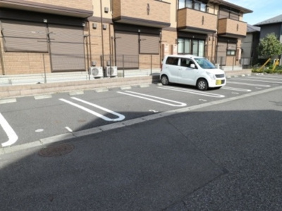 【駐車場】 | ラ　メゾン
