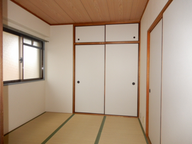 ベルトピア西明石７の子供部屋