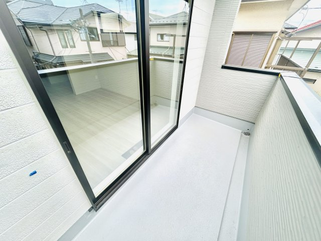 四街道市大日１６期のバルコニー