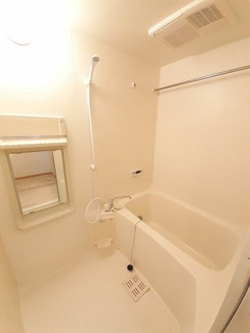 サンピアス　江川の浴室|コンパクトで使いやすいお風呂です